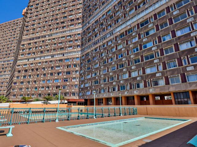 Apartment for sale in Kingsburgh, Kwazulu-natal
