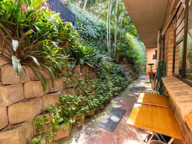 Apartment for sale in Kingsburgh, Kwazulu-natal