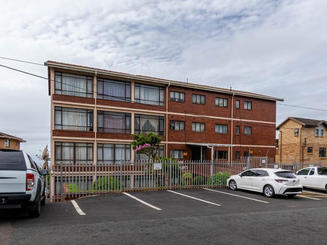 Apartment for sale in Kingsburgh, Kwazulu-natal