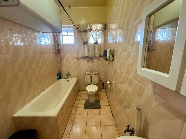 Apartment for sale in Waterkloof, Gauteng