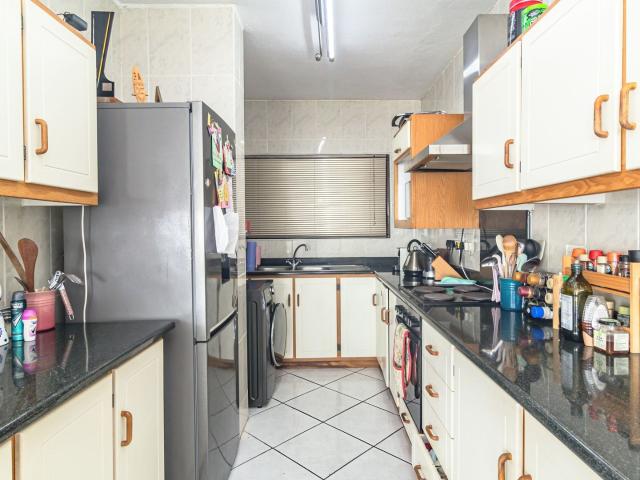 Apartment for sale in Durban North, Kwazulu-natal