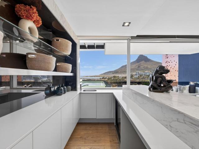 Apartment for sale in Cape Town, Western Cape