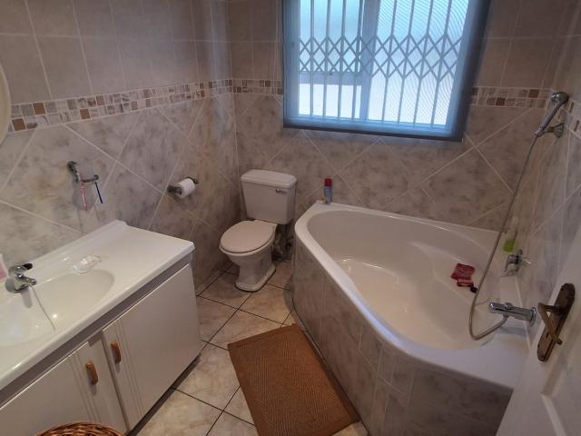 Apartment for sale in Ugu District Municipality, Kwazulu-natal