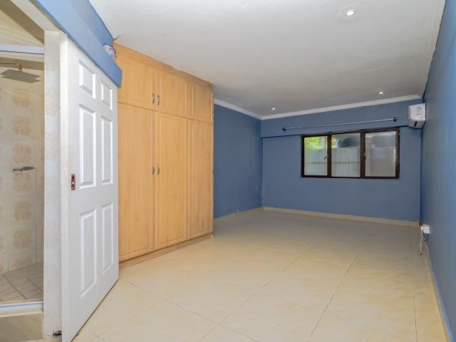 Apartment for sale in Princess Grant, Kwazulu-natal