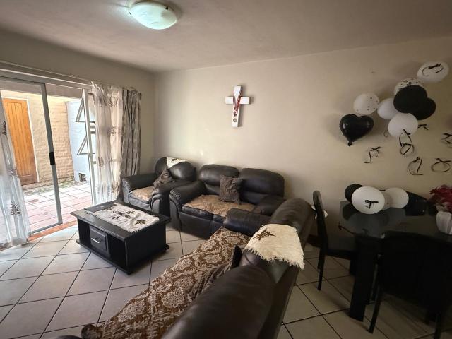 Apartment for sale in Tlhabane, North West