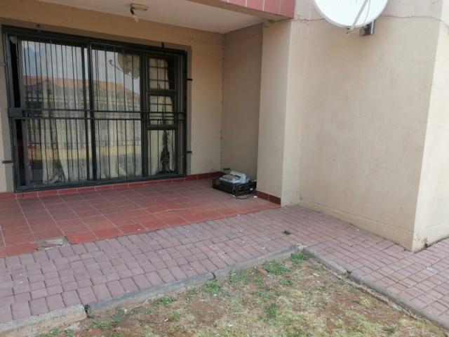Apartment for sale in Hartbeespoort Dam Nature Reserve, North West