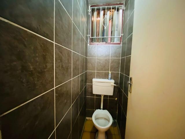Apartment for sale in Seaview, Kwazulu-natal