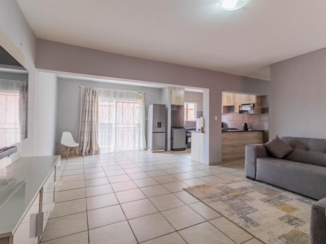 Apartment for sale in Vosloorus, Gauteng