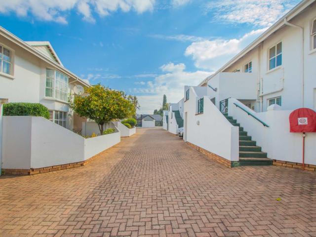 Apartment for sale in Nooitgedacht, Gauteng