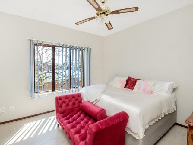Apartment for sale in Douglasdale, Randburg