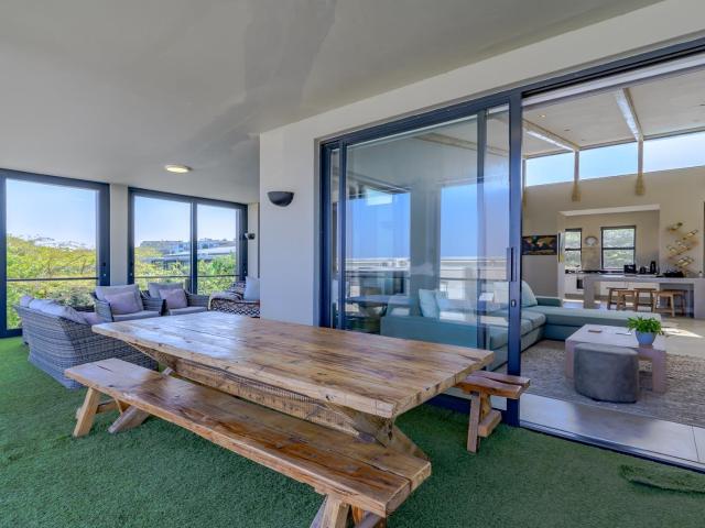 Apartment for sale in Princess Grant, Kwazulu-natal