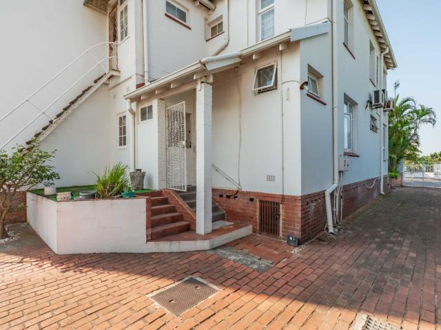 Apartment for sale in Seaview, Kwazulu-natal