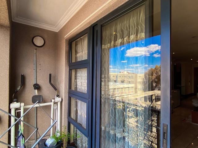 Apartment for sale in Vosloorus, Gauteng