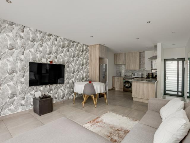 Apartment for sale in Douglasdale, Randburg