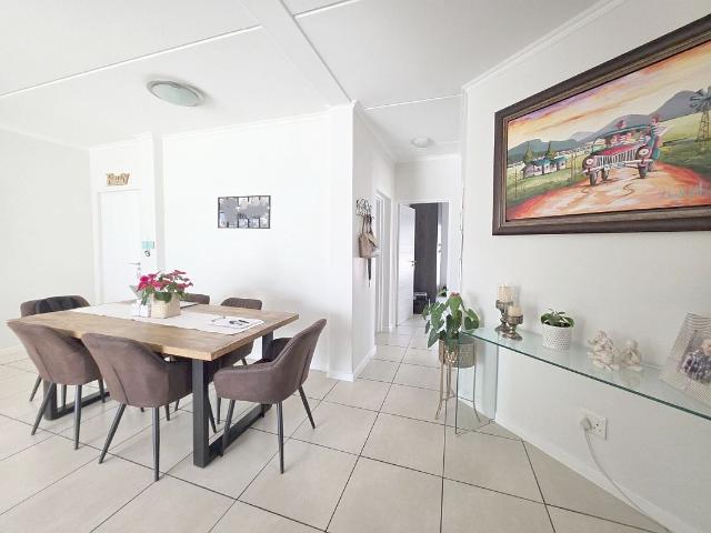 Apartment for sale in Vosloorus, Gauteng