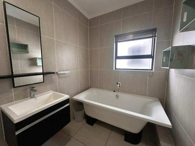 Apartment for sale in Vosloorus, Gauteng
