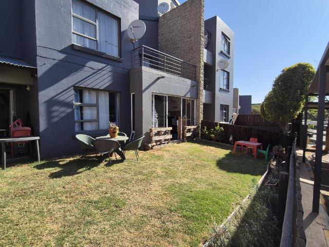 Apartment for sale in Vosloorus, Gauteng