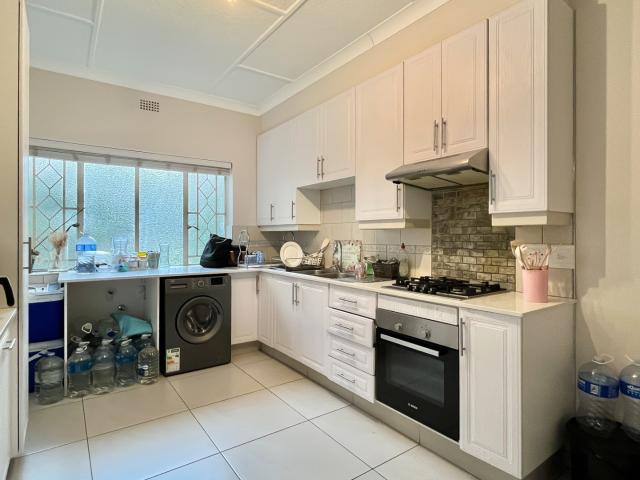 Apartment for sale in Rosebank, Gauteng