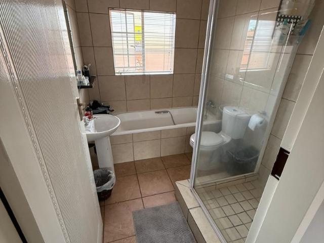 Apartment for sale in Ekurhuleni, Gauteng