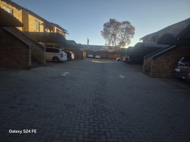 Apartment for sale in Ekurhuleni, Gauteng