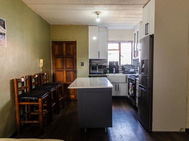 Apartment for sale in Vosloorus, Gauteng