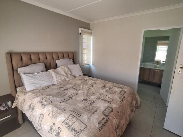 Apartment for sale in Alexandra, Gauteng