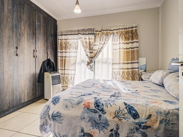 Apartment for sale in Alexandra, Gauteng