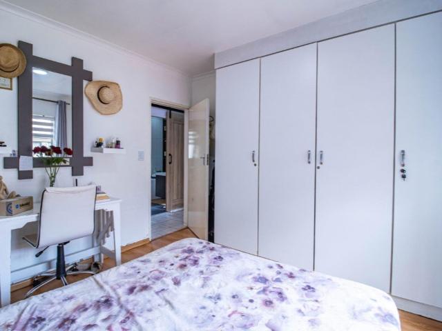 Apartment for sale in Vosloorus, Gauteng