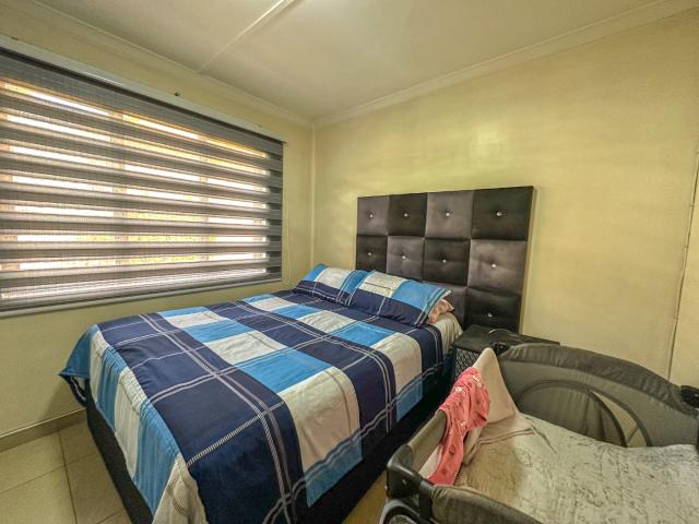 Apartment for sale in Seaview, Kwazulu-natal