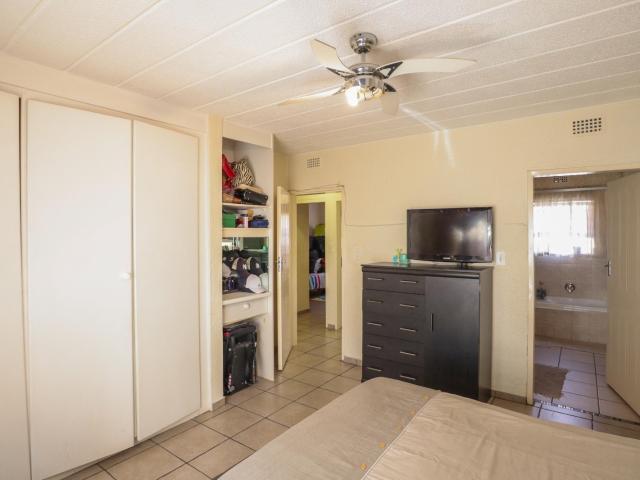 Apartment for sale in Alexandra, Gauteng