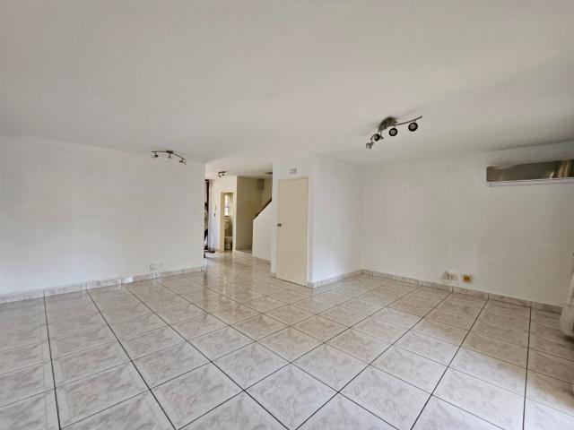 Apartment for sale in Seaview, Kwazulu-natal
