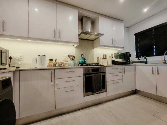 Apartment for sale in Seaview, Kwazulu-natal