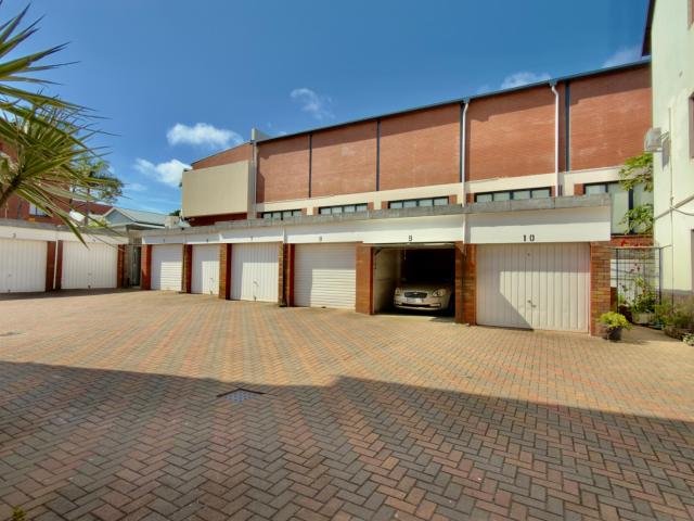 Apartment for sale in Seaview, Kwazulu-natal