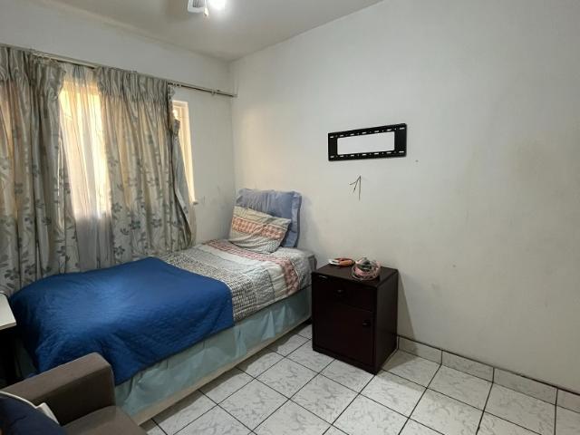 Apartment for sale in Seaview, Kwazulu-natal