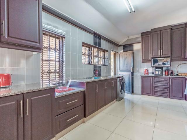 Apartment for sale in Seaview, Kwazulu-natal