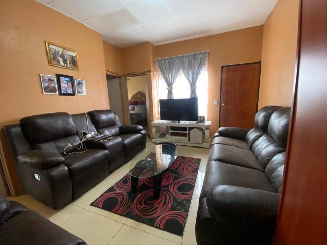 Apartment for sale in Vosloorus, Gauteng