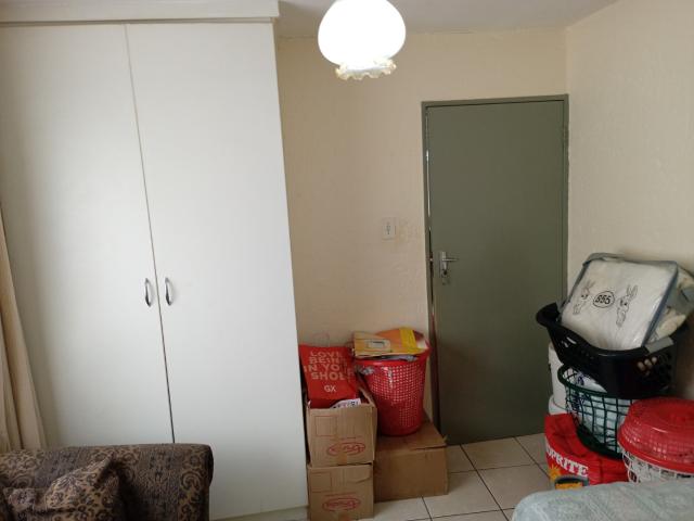 Apartment for sale in Vosloorus, Gauteng