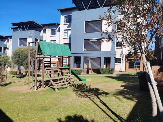 Apartment for sale in Vosloorus, Gauteng