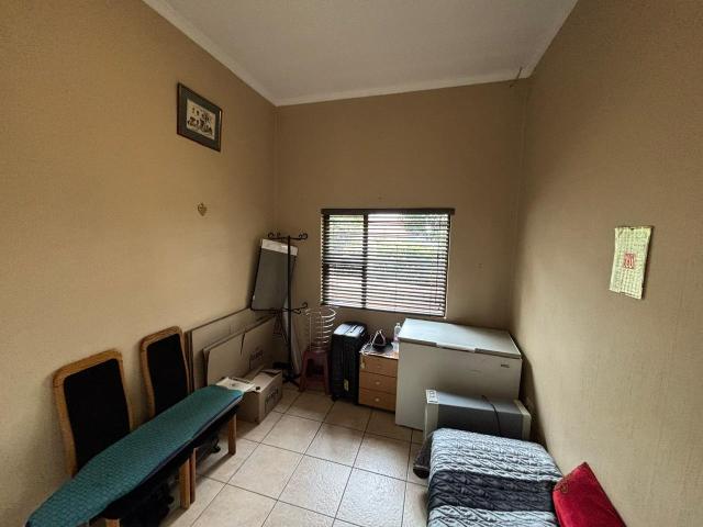 Apartment for sale in Vosloorus, Gauteng