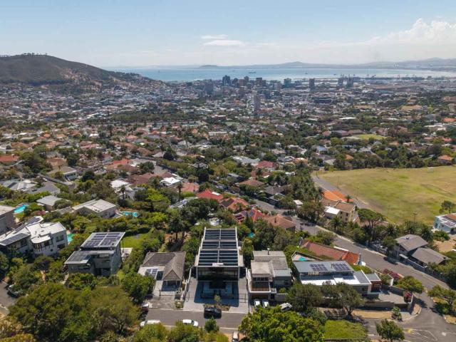 Apartment for sale in Cape Town, Western Cape
