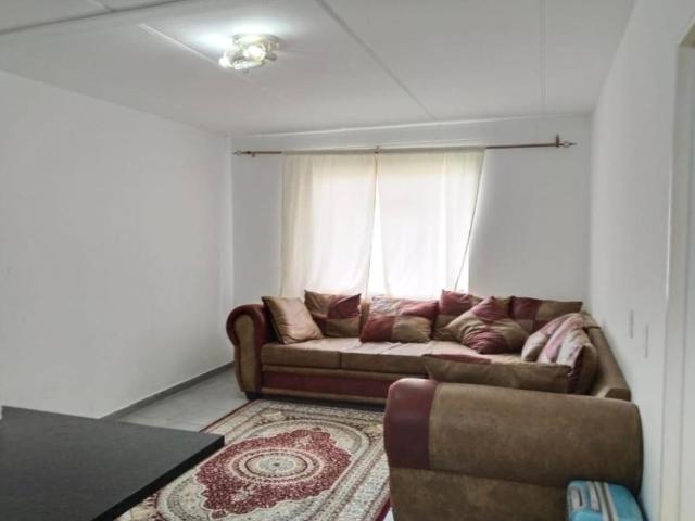 Apartment for sale in Vosloorus, Gauteng