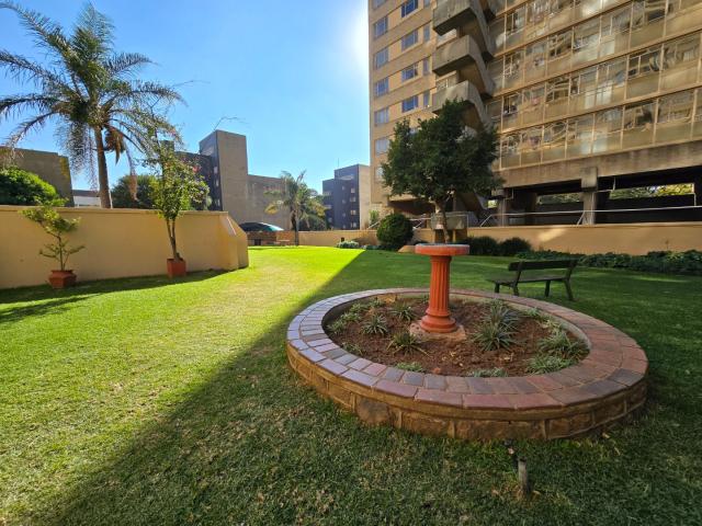 Apartment for sale in Vosloorus, Gauteng