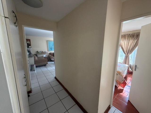 Apartment for sale in Paulshof, Randburg