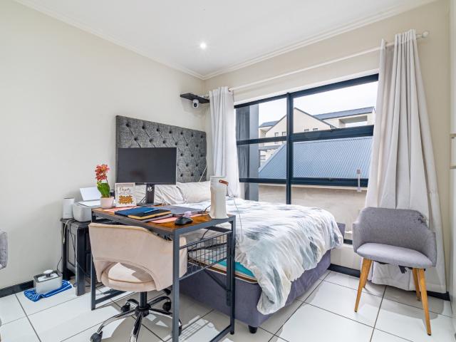 Apartment for sale in Paulshof, Alexandra