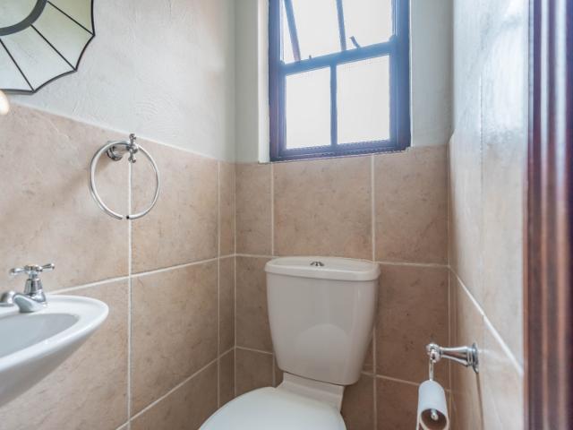 Apartment for sale in Hillcrest, Kwazulu-natal