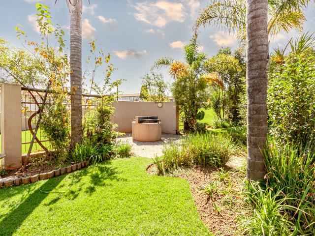 Apartment for sale in Nooitgedacht, Gauteng
