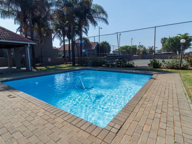 Apartment for sale in Nooitgedacht, Gauteng