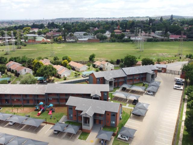 Apartment for sale in Vosloorus, Gauteng