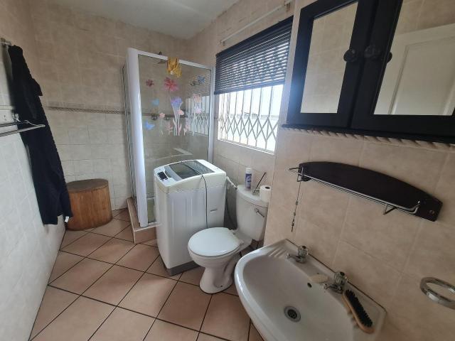 Apartment for sale in Vosloorus, Gauteng