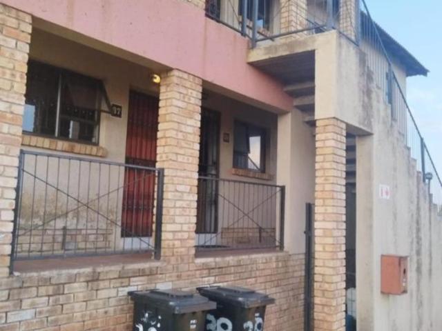 Apartment for sale in Nooitgedacht, Gauteng